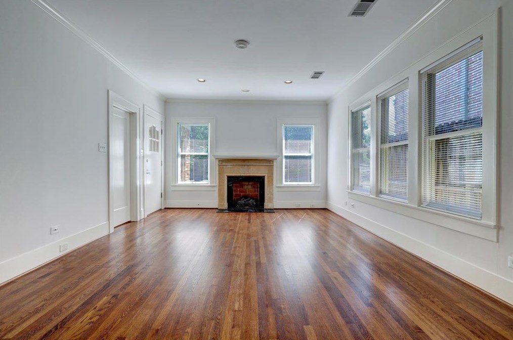 2032 Sul Ross St, Houston TX  77098-2514 exterior