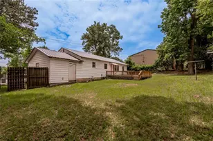 2538 Sycamore Ave, Huntsville, TX 77340 - Photo 30