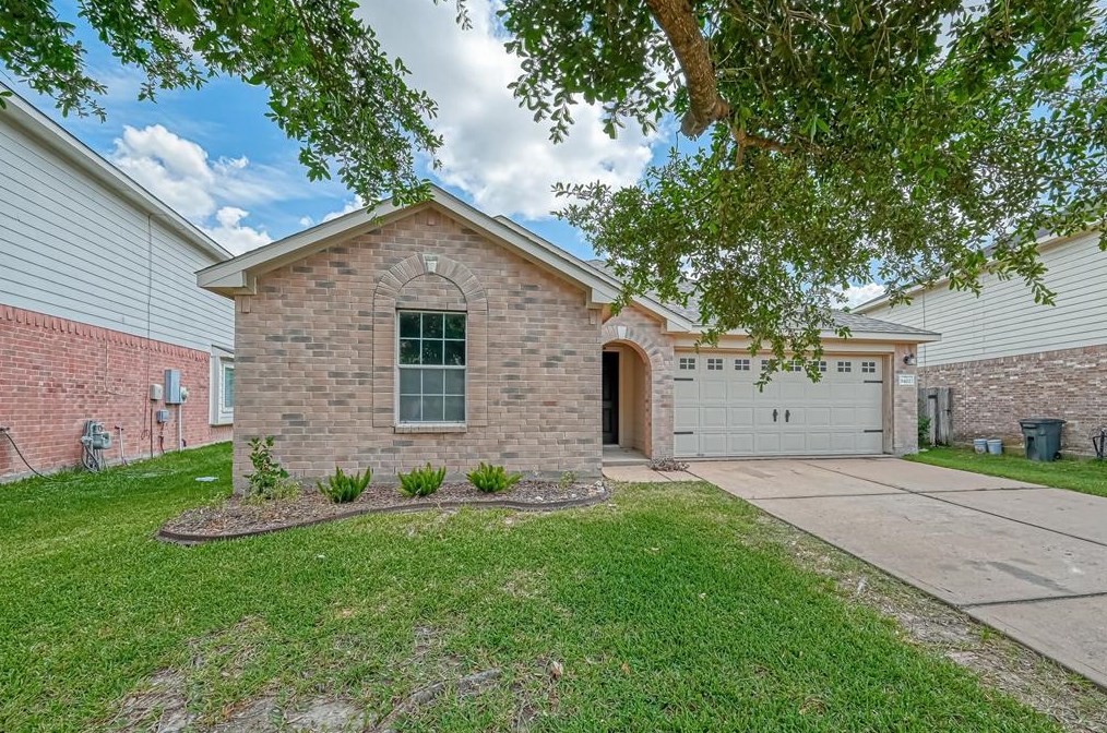 9402 Camelia Crest Ln, Houston, TX 77064-4626