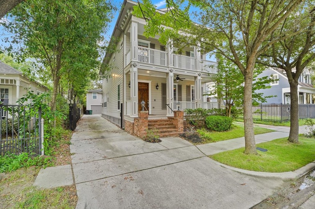 420 Redan St, Houston, TX 77009