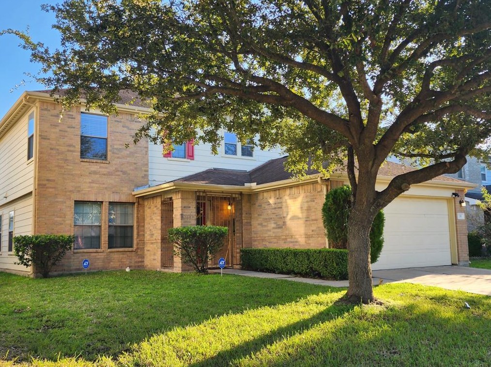 318 Remington Green Ct, Houston, TX 77073
