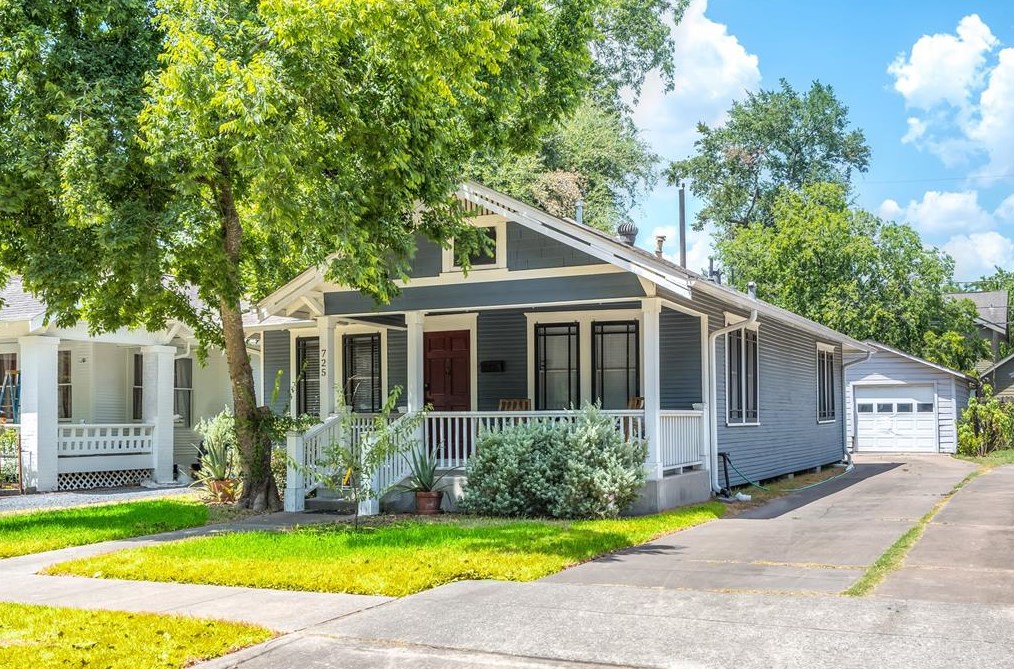 725 Peddie St, Houston, TX 77008