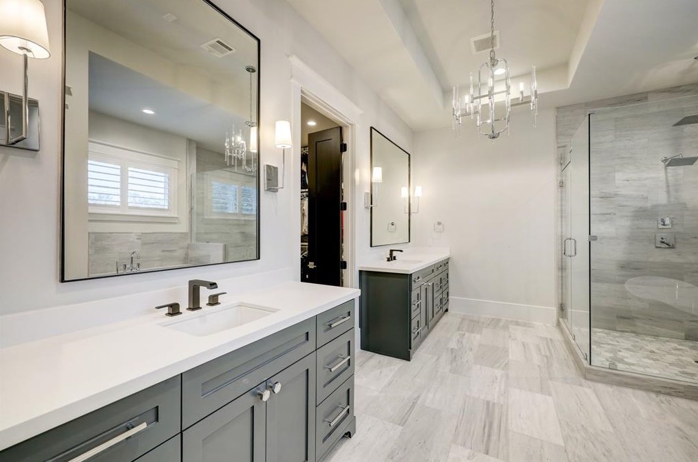 1345 Martin St, Houston TX  77018-2120 exterior