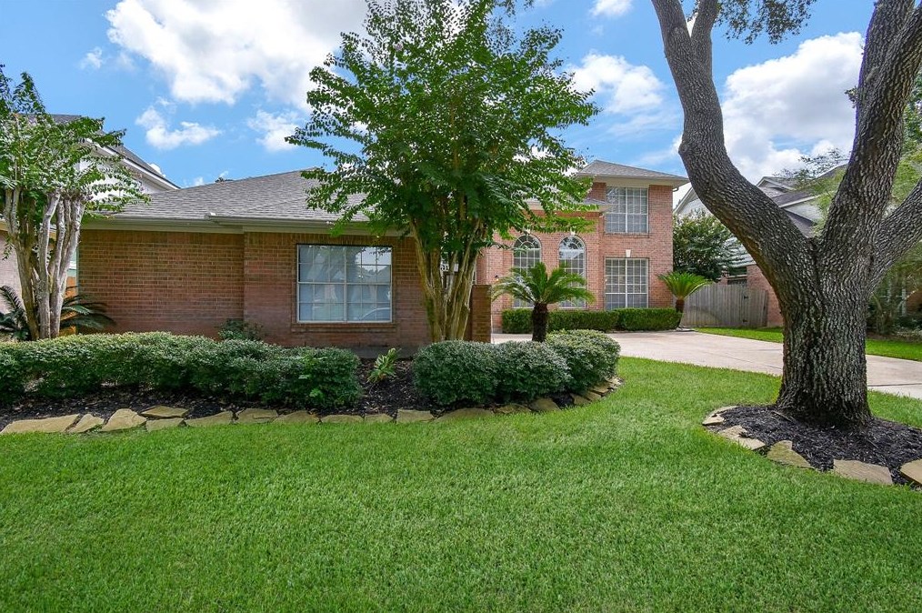 1807 Rustic Hills Ct, Sugar Land, TX 77479