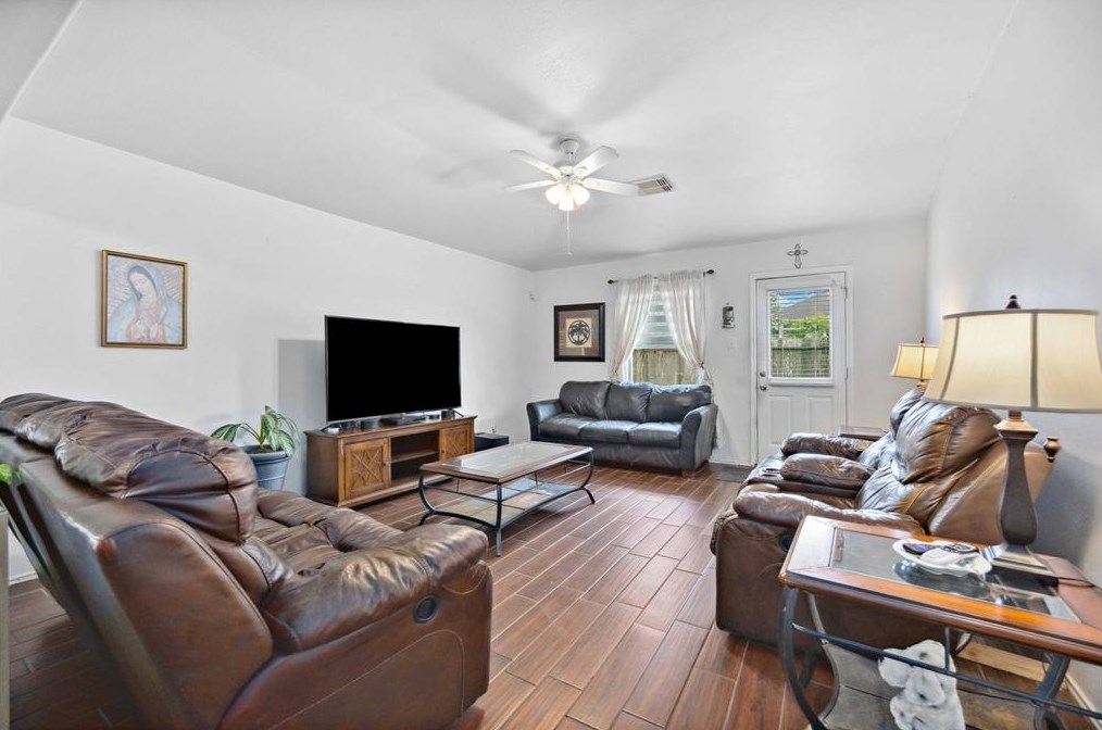18331 Olive Leaf Dr, Houston TX  77084-6117 exterior