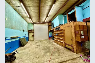 8766 Beauxart Garden Road, Beaumont, TX 77705 - Photo 24