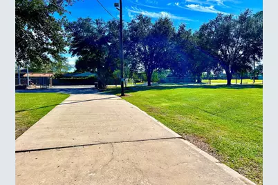 8766 Beauxart Garden Road, Beaumont, TX 77705 - Photo 4