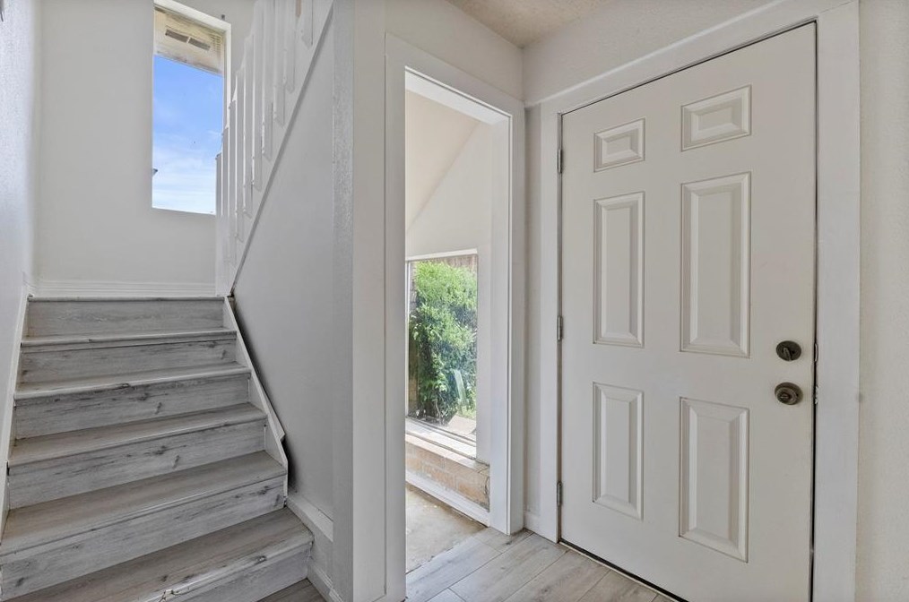 8763 Vinkins Rd, Houston TX  77071-2834 exterior