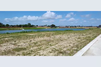 15410 Pinehurst Lane, Santa Fe, TX 77517 - Photo 8