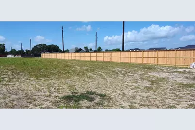 15410 Pinehurst Lane, Santa Fe, TX 77517 - Photo 6