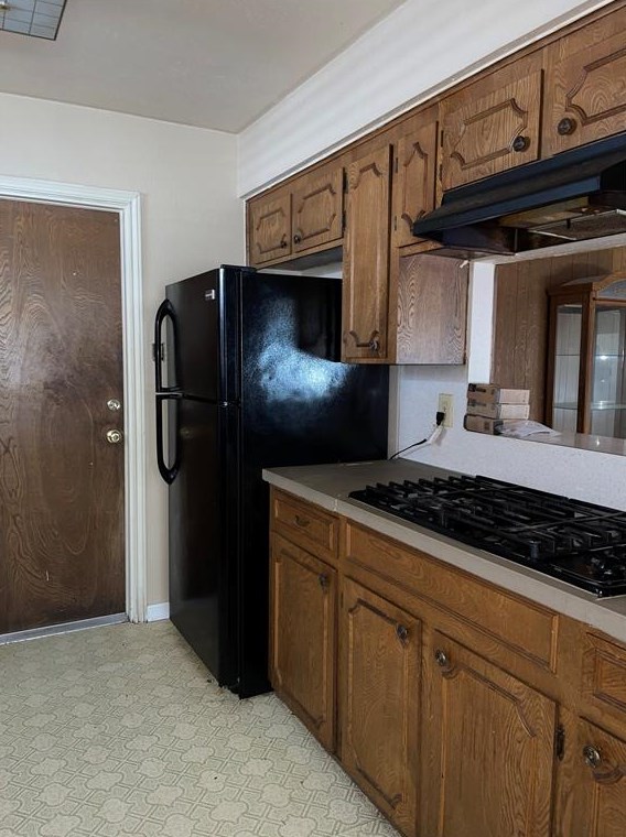 2215 Winter Bay Ln, Houston TX  77088-3333 exterior