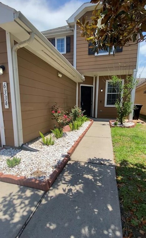 6334 Wilshire Rdg, Houston, TX 77040