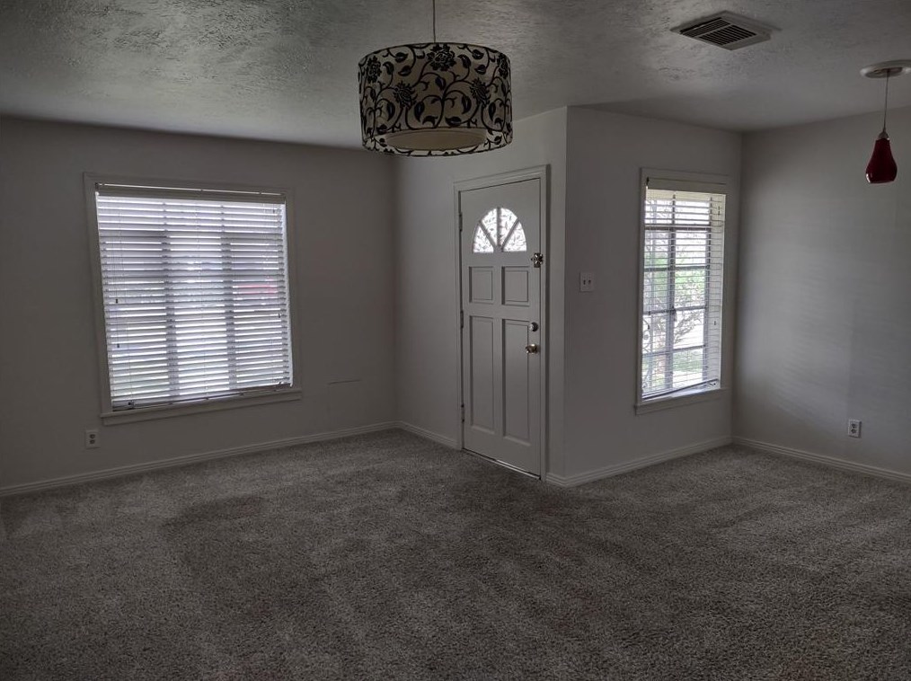 5318 Angelo St, Houston, TX 77009