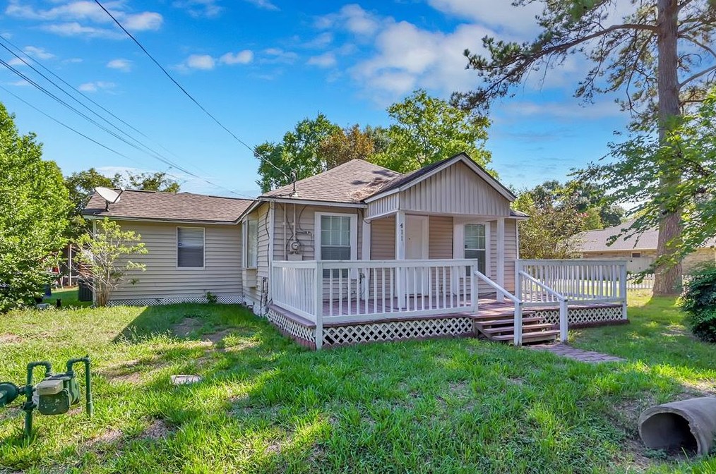 411 Walnut St, Tomball, TX 77375-6661