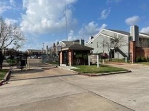 12500 Sandpiper Dr #85, Houston, TX 77035