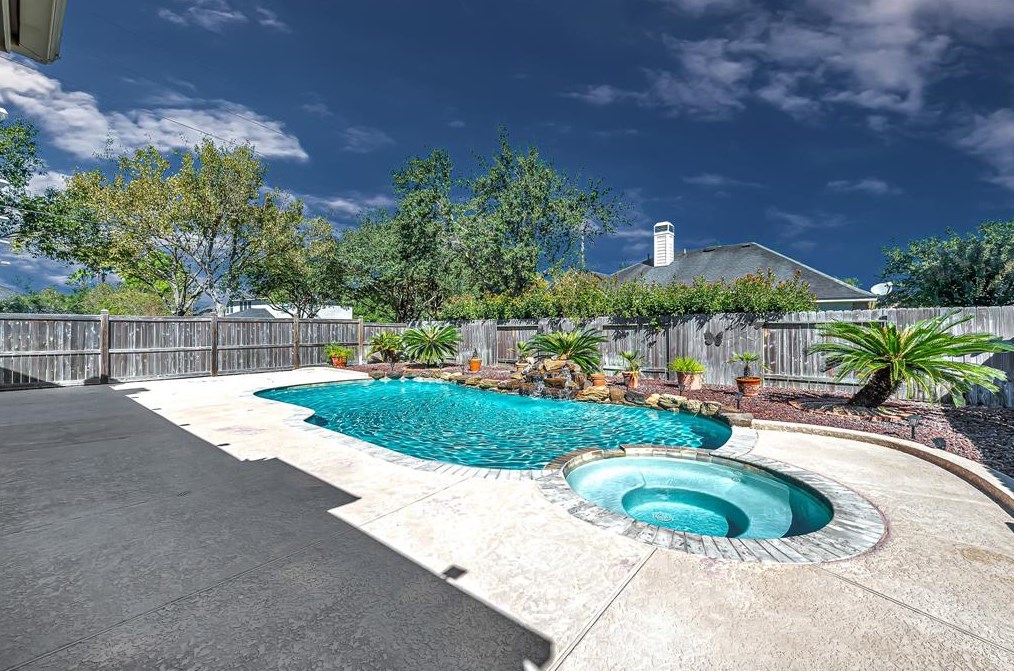 22710 Cascade Springs Dr, Katy TX  77494-8259 exterior