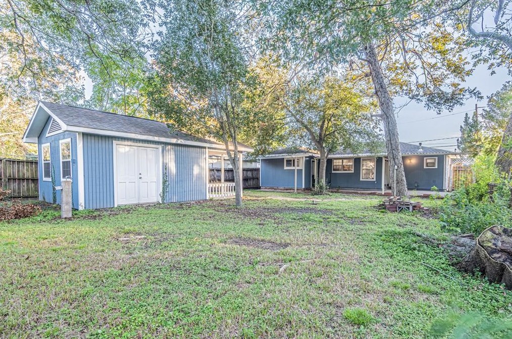 813 Avenue G, South Houston, TX 77587