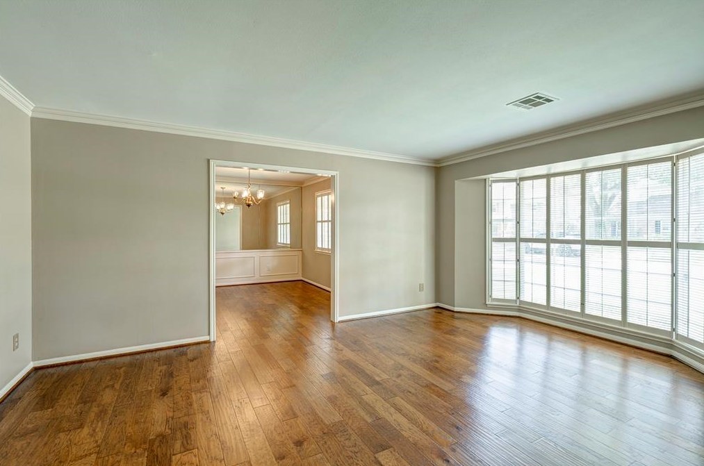 13819 Pinerock Ln, Houston TX  77079-3316 exterior