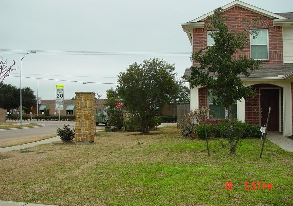 13927 Veera Ln, Sugar Land, TX 77498