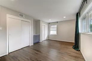 6026 Clarewood Dr, Houston, TX 77081 - Photo 18