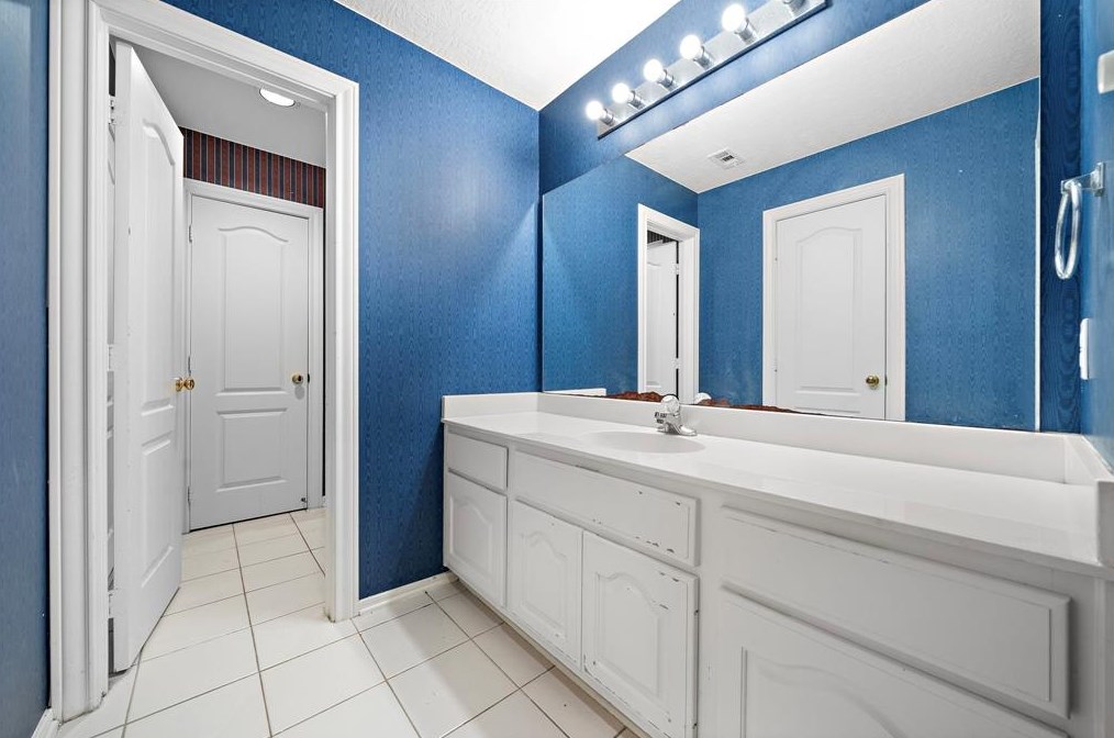 13411 Amber Queen Ln, Houston TX  77041-5550 exterior
