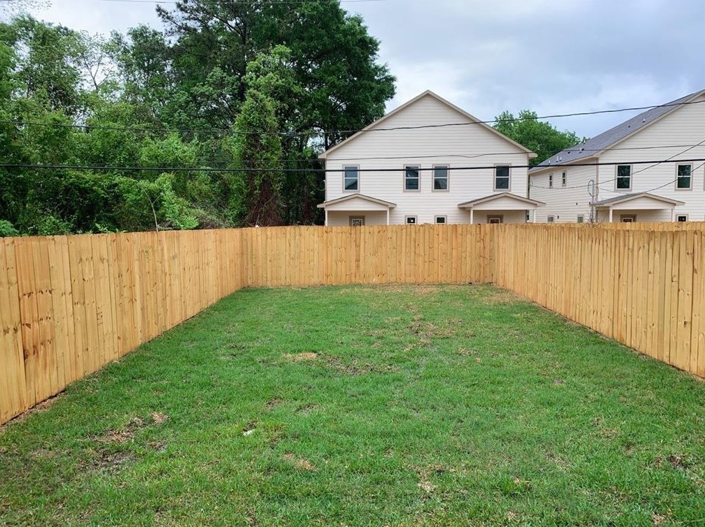 7522 Maxroy St, Houston TX  77088-7816 exterior