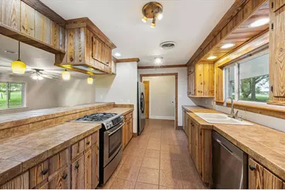 13016 W Burton Street, Burton, TX 77835 - Photo 6