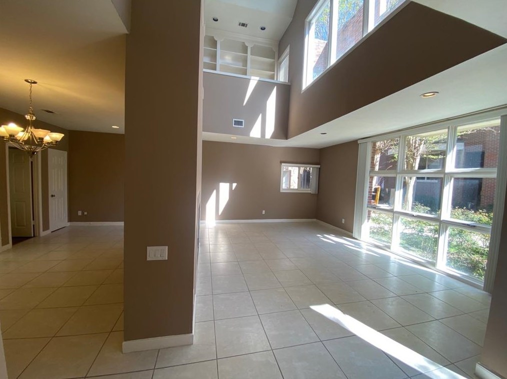 11862 Taylorcrest Rd, Houston, TX 77024