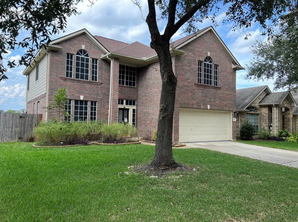 4815 Knights Branch Dr, Sugar Land, TX 77479