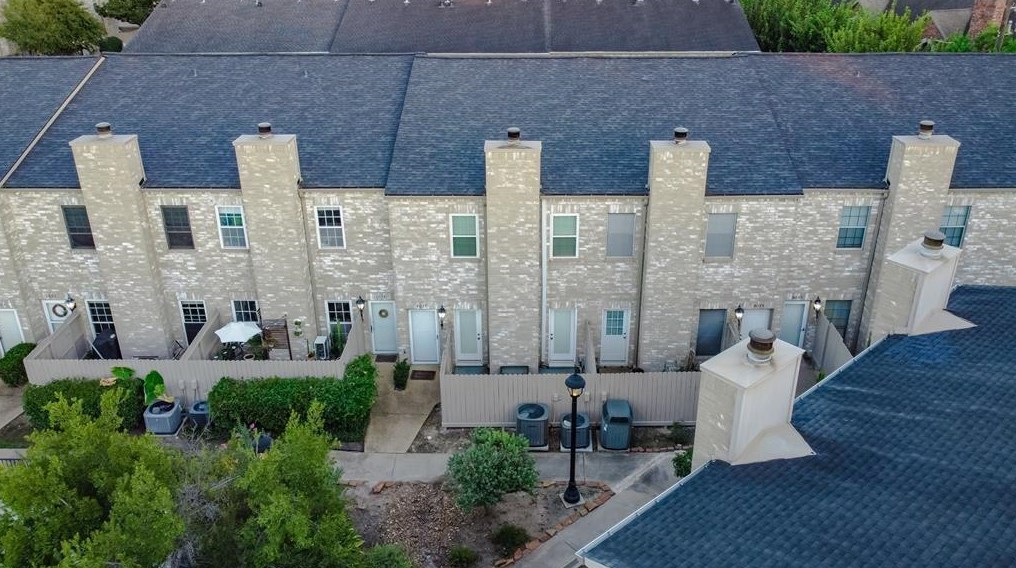 8077 El Mundo St, Houston TX  77054-4163 exterior