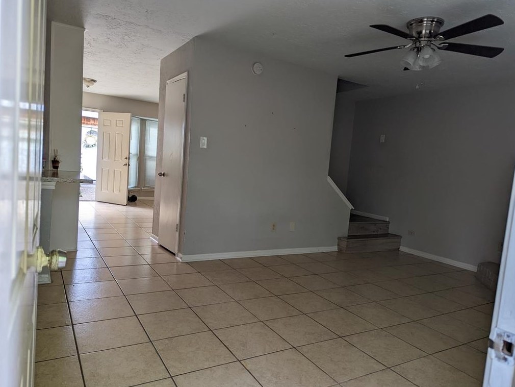 3862 Willow Springs Ln, Houston, TX 77080