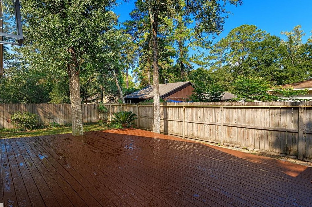 4 Wavy Oak Cir, Spring TX  77381-2891 exterior