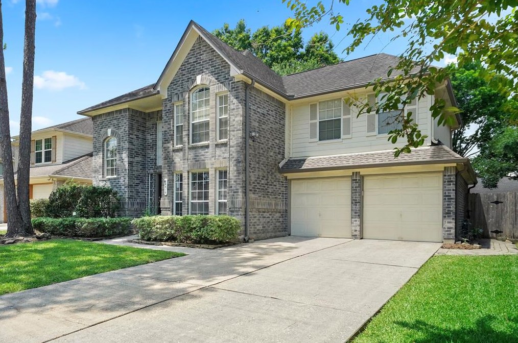 14810 Hollydale Dr, Houston, TX 77062-2292