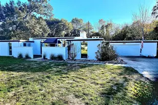 1901 Southwood Dr, Baytown, TX 77520 - Photo 1