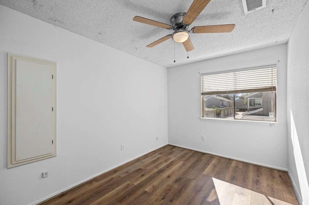 13028 Greenway Chase Ct, Houston TX  77072-2195 exterior