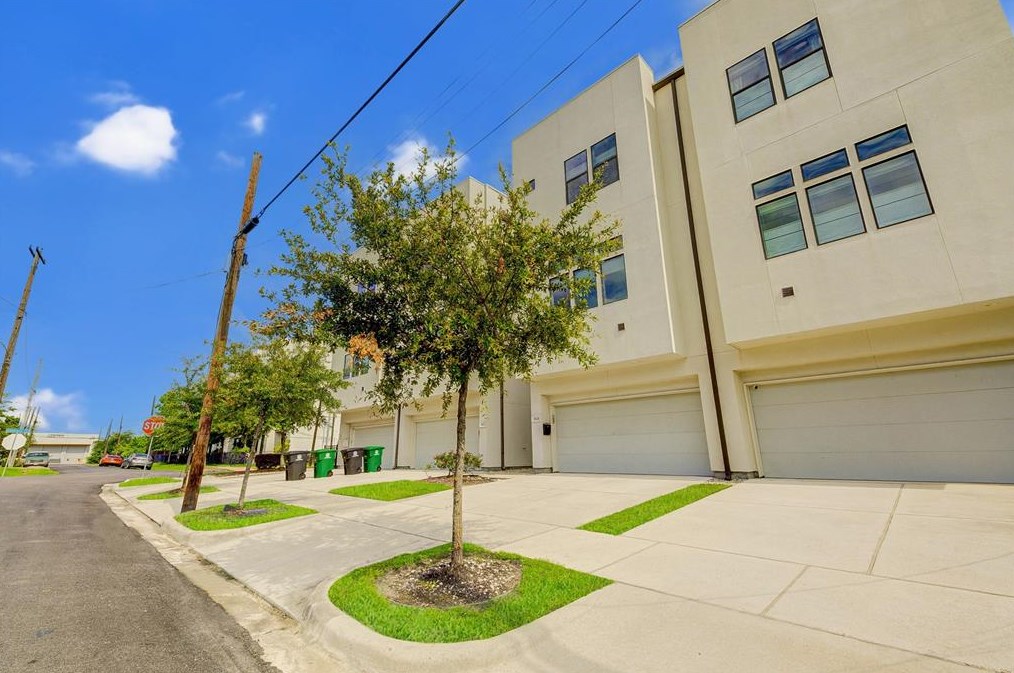 1620 Alamo St, Houston, TX 77007