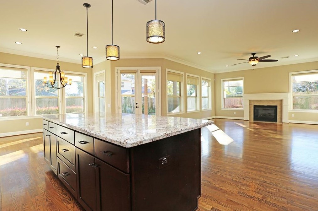 1611 Wakefield Dr, Houston, TX 77018
