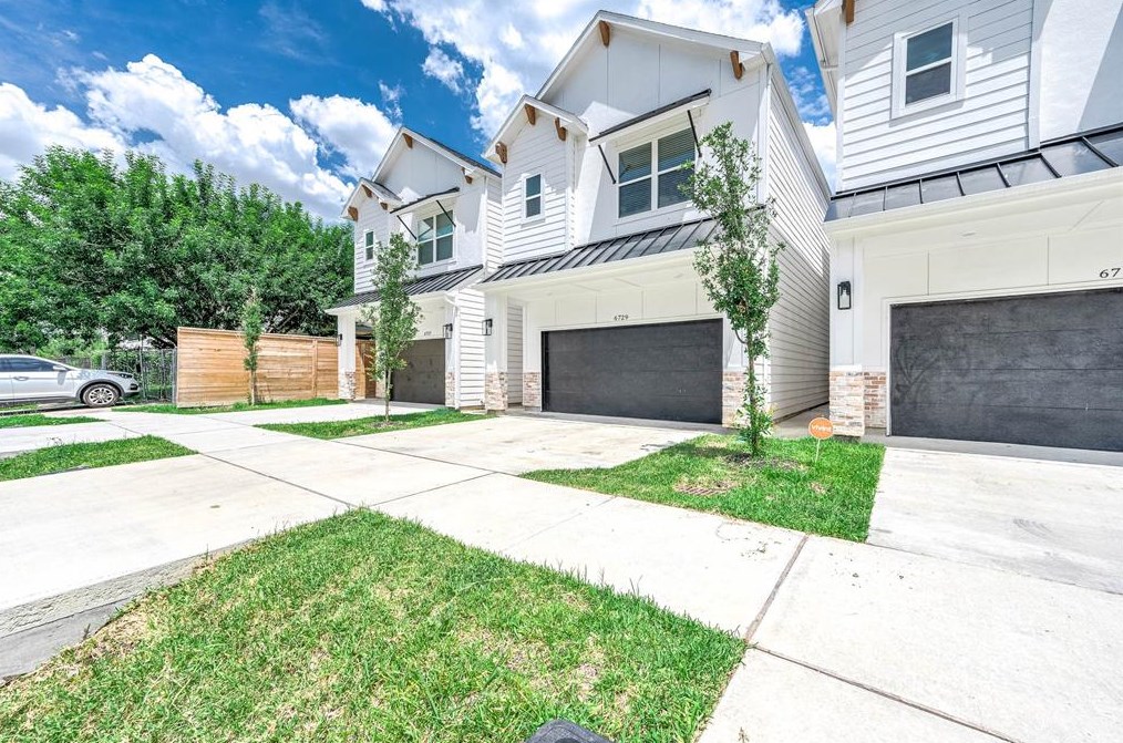 6729 Del Rio St, Houston, TX 77021-2331