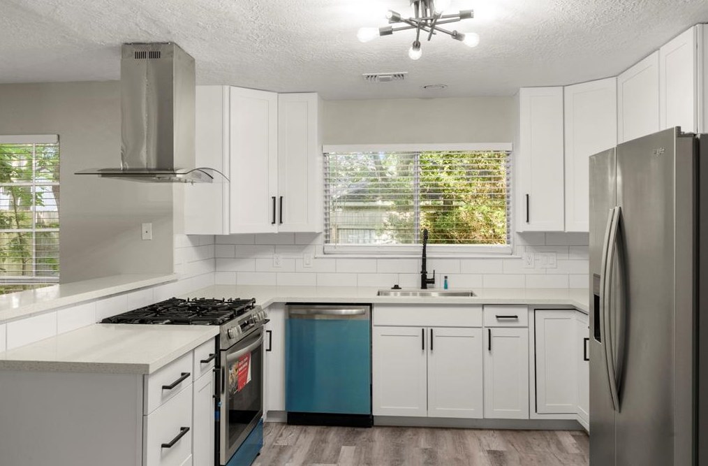 9 Starviolet St, Spring, TX 77380