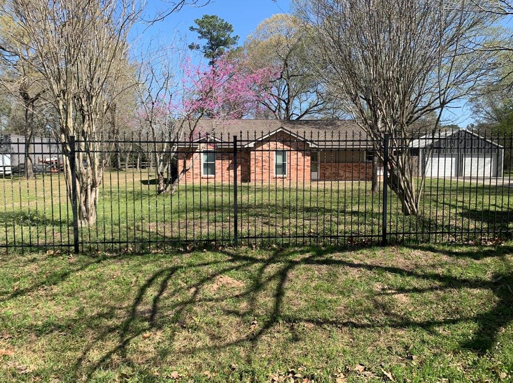 29634 Shady Brook Ln, Magnolia, TX 77355