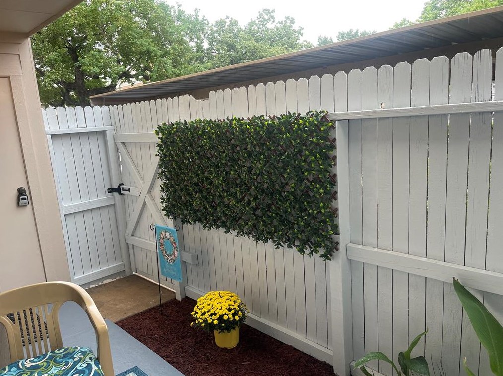 10615 Briar Forest Dr Apt 203, Houston, TX 77042