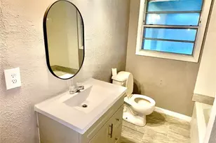 1008 Largo St, Baytown, TX 77520 - Photo 12