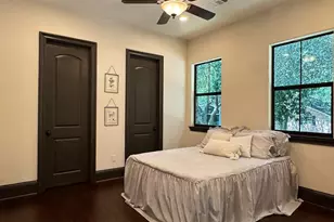 4818 Lake Village Dr, Fulshear, TX 77441 - Photo 8