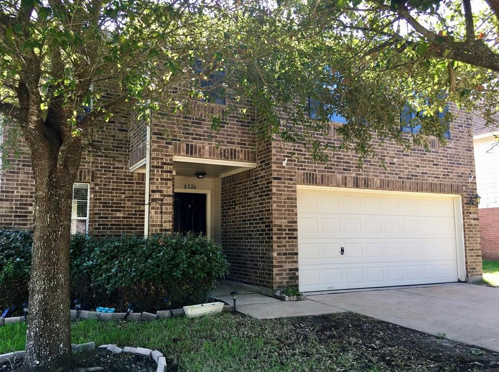 8526 Windy Thicket Ln, Cypress, TX 77433