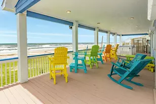 998 Austin Dr, Gilchrist, TX 77617 - Photo 4