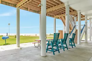 998 Austin Dr, Gilchrist, TX 77617 - Photo 38