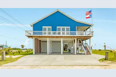 998 Austin Drive, Gilchrist, TX 77617 - Photo 2