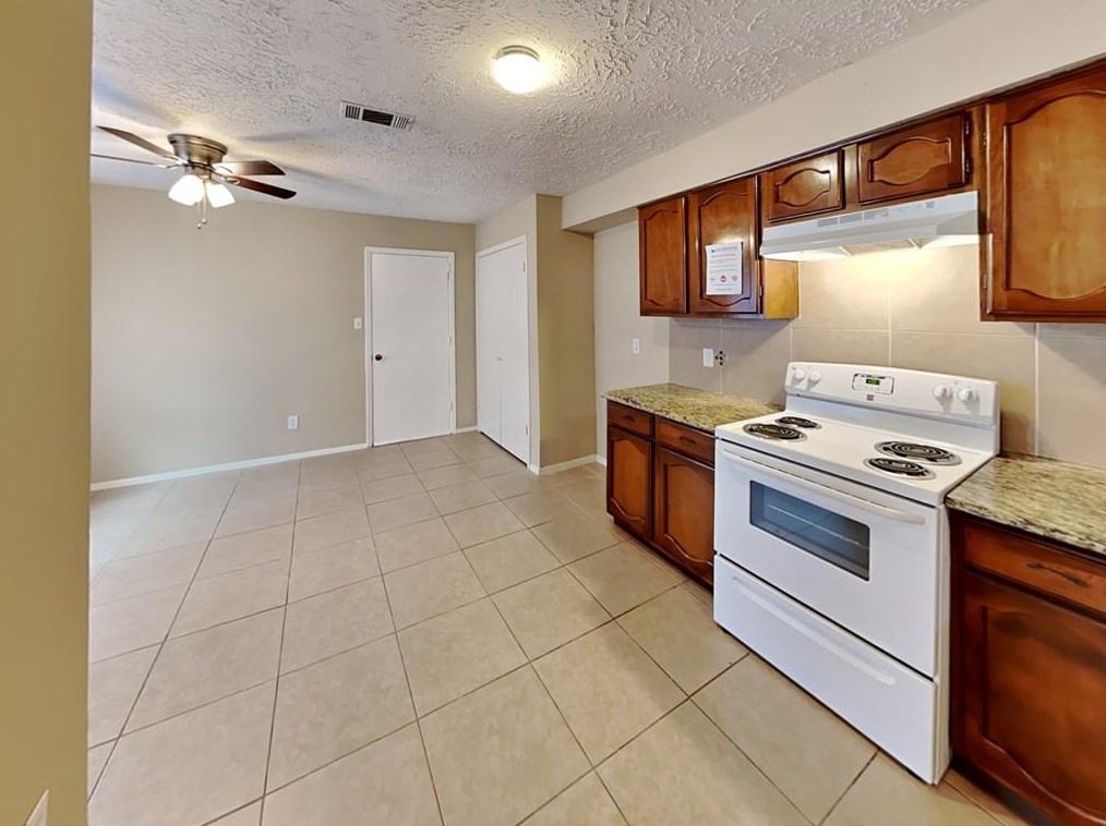 14126 Eventide Dr, Cypress TX  77429-2538 exterior