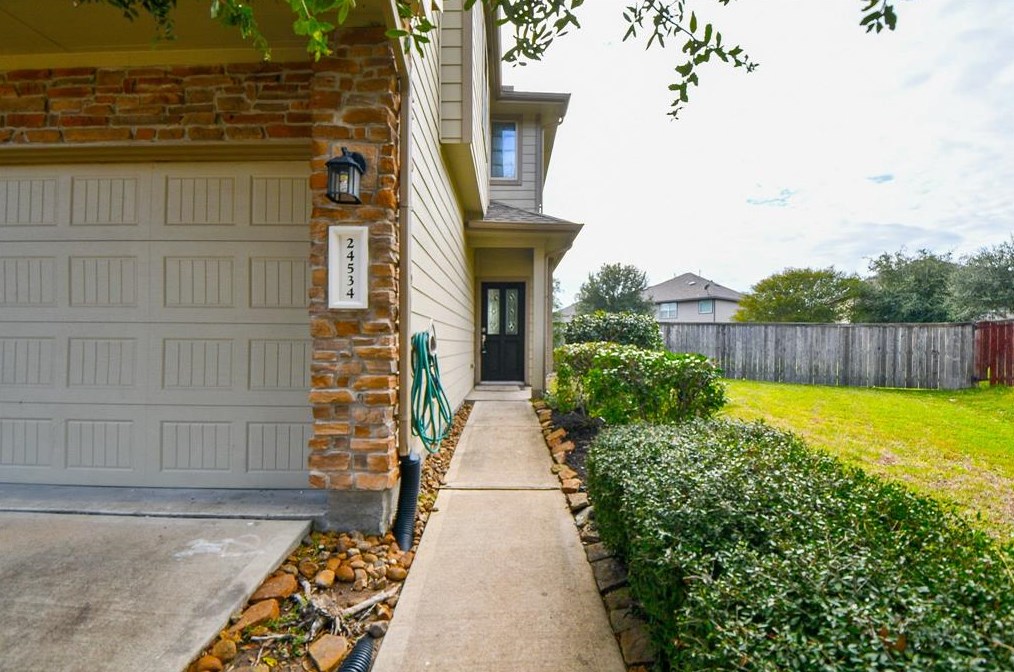 24534 Haywards Crossing Ln, Katy, TX 77494