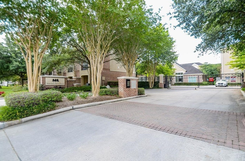 12707 Boheme Dr Apt 903, Houston, TX 77024